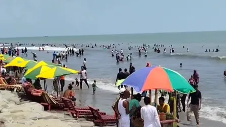 কুয়াকাটা সৈকতে অজ্ঞাত ব্যক্তির লাশ উদ্ধার