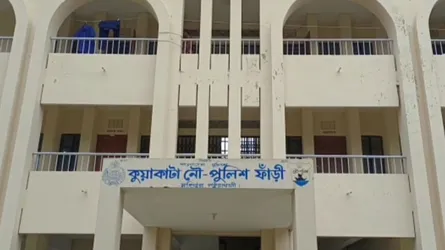 কুয়াকাটা সৈকত থেকে যুবকের অর্ধগলিত লাশ উদ্ধার