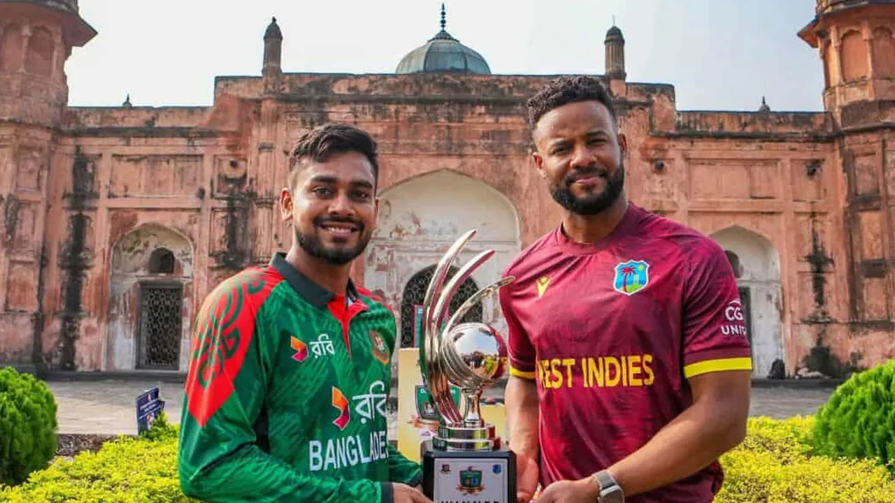 চেনা মাঠে হারানো ছন্দের খোঁজে বাংলাদেশ, ট্রফি উন্মোচন লালবাগ কেল্লায়