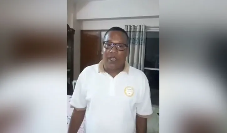 হাসিনার রায় নিয়ে ফেসবুকে পোস্ট : ঢাবির ডেপুটি রেজিস্ট্রার আটক