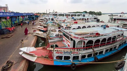 ভোলা-বরিশাল-লক্ষ্মীপুর’সহ আভ্যন্তরীণ ১০ রুটে ফেরি-লঞ্চ চলাচল বন্ধ