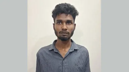 মান্দায় ভুয়া এসপির পরিচয়ে অর্থদাবি, যুবক গ্রেফতার