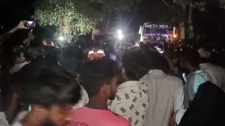 মাদারীপুরে বাসের ধাক্কায় নসিমনচালক নিহত