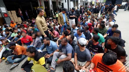 মালয়েশিয়ায় বাংলাদেশীসহ ৪৬৮ অভিবাসী গ্রেফতার