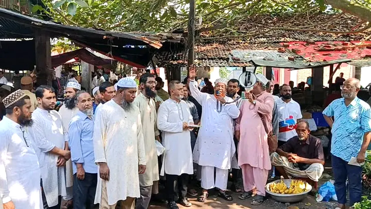 মুন্সীগঞ্জে নিজ আসনে জামায়াত প্রার্থী ফজলুল করিমের গণসংযোগ
