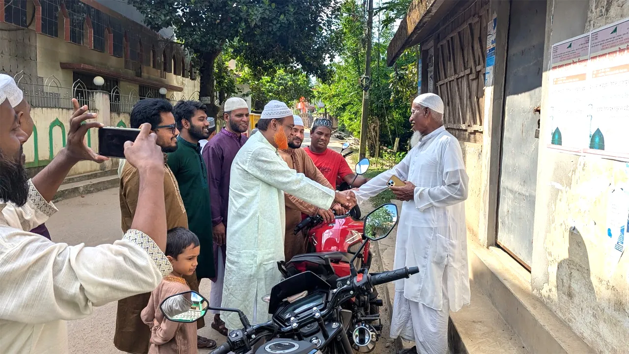 ‘জামায়াত ক্ষমতায় গেলে মসজিদ যেমন পাহারা দেয়া লাগে না মন্দিরও লাগবে না’