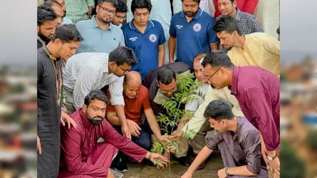 জিয়ার শাহাদাত বার্ষিকী উপলক্ষে জিয়া ট্রি রোপণ মেডিক্যাল ছাত্রদলের
