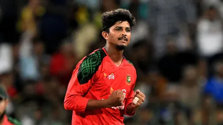 শেষ ওয়ানডেতে বাংলাদেশ দলে শেখ মেহেদী
