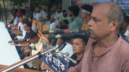 ‘দলের যেকোনো সঙ্কটে সবাইকে ঐক্যবদ্ধ থাকতে হবে’