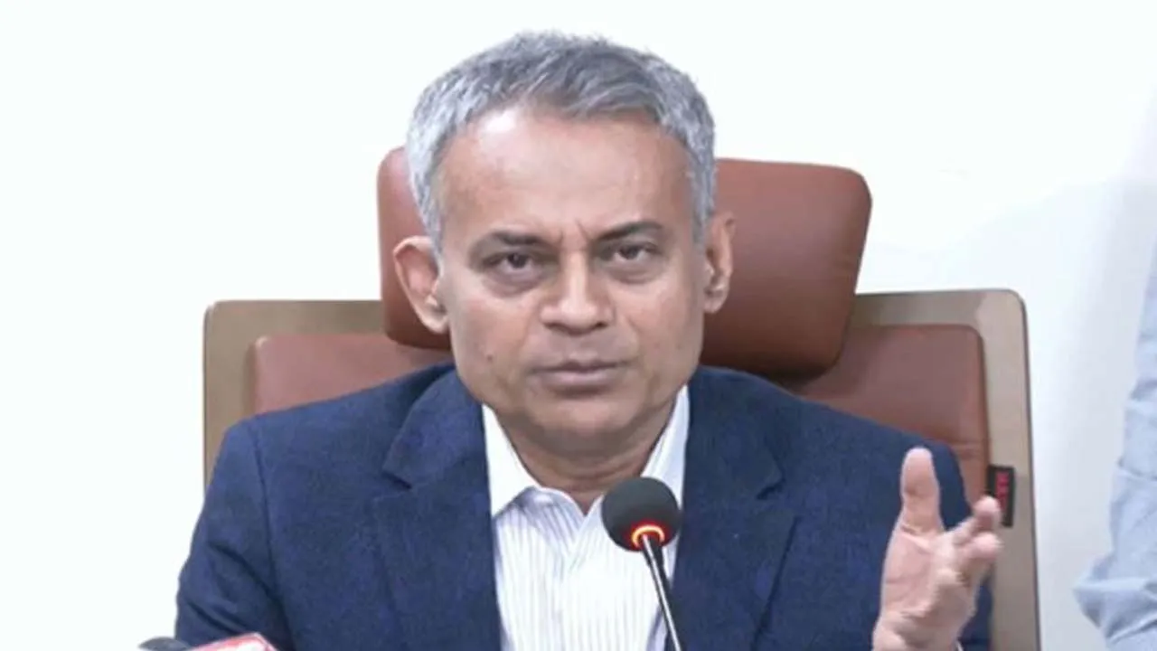 ঈদে বাসে অতিরিক্ত ভাড়া নিলে রুট পারমিট বাতিল : সেতুমন্ত্রী