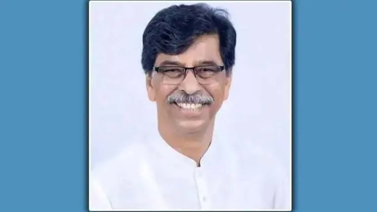 সরকারি দফতরে কর্মরতদের নিয়ম-শৃঙ্খলা মেনে চলা অত্যন্ত জরুরি : কৃষিমন্ত্রী