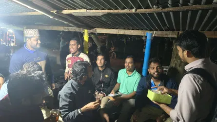 গোবিপ্রবিতে হাসিনার ফাঁসির রায়ে শিক্ষার্থীদের মিষ্টি বিতরণ