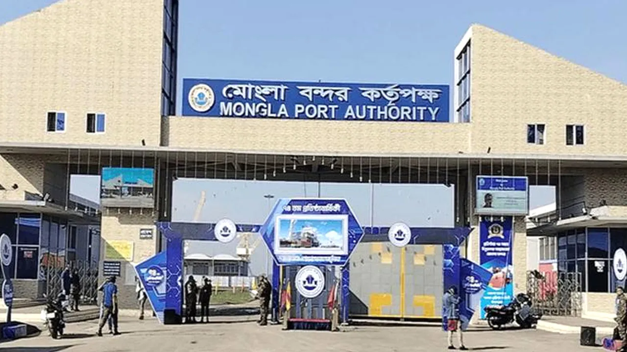 মোংলা বন্দরে স্বাস্থ্য সতর্কতা জারি