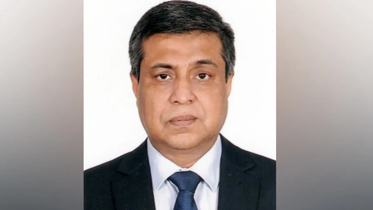 ঢাকা বিভাগের নতুন কমিশনার মনিরুজ্জামান মিঞা