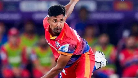 দারুণ ছন্দে মোস্তাফিজ, জিতলো তার দল