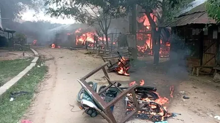 গুইমারায় ১৪৪ ধারা অমান্য, সেনা-সাংবাদিকসহ আহত অর্ধশতাধিক