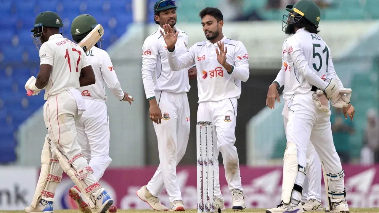 তাইজুল-মিরাজের ঘূর্ণিতে দিশেহারা জিম্বাবুয়ে