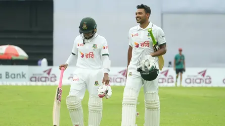 শুরুর ধাক্কা কাটিয়ে ওঠার চেষ্টায় বাংলাদেশ