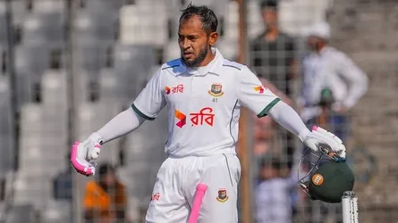 অপেক্ষার অবসান, শততম টেস্টে সেঞ্চুরি মুশফিকের