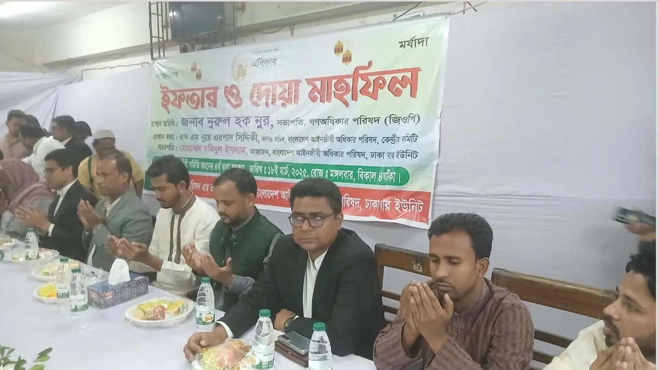শিগগিরই ঢাকা বারের নির্বাচনের দাবি নুরুল হক নুরের