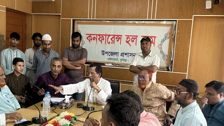 নাঙ্গলকোটে কর্মরত সাংবাদিকদের সাথে সংসদ সদস্য মোবাশ্বের আলমের মতবিনিময়