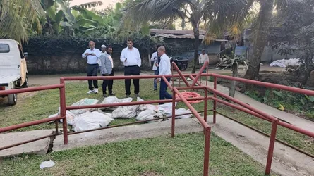 নরসিংদীতে ভূমিকম্পে ক্ষতিগ্রস্ত স্থান পরিদর্শনে প্রতিনিধি দল