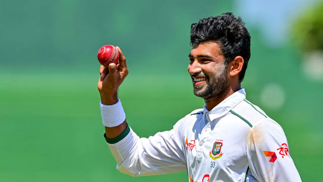 বিদেশের মাটিতে প্রথম ফাইফার নাইমের