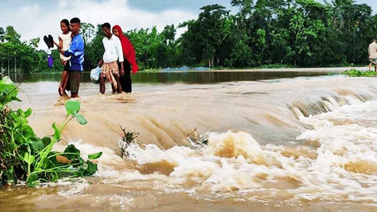 নদীর-পানি