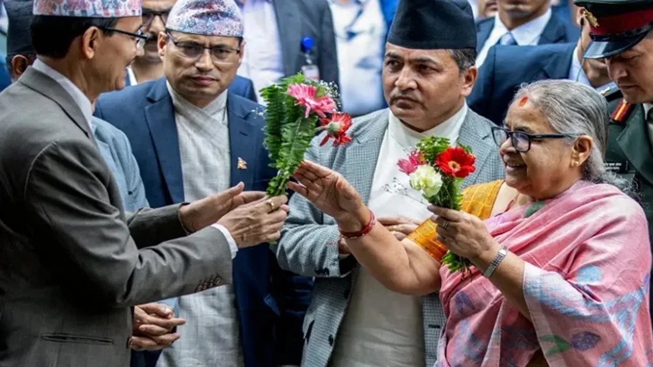 অবসরে গেলেন নেপালের প্রথম নারী প্রধানমন্ত্রী সুশিলা কার্কি