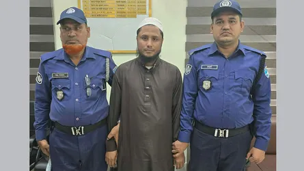 নারায়ণগঞ্জে পাসপোর্ট করতে এসে রোহিঙ্গা যুবক আটক