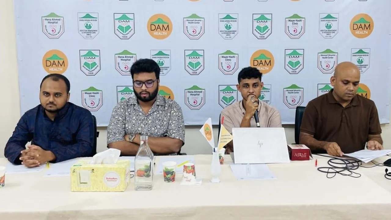 সড়ক দুর্ঘটনায় লাখে প্রায় ১৯ জন নিহত হয়