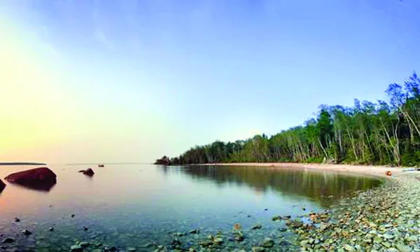 কানাডার উইনিপেগ  হ্রদ
