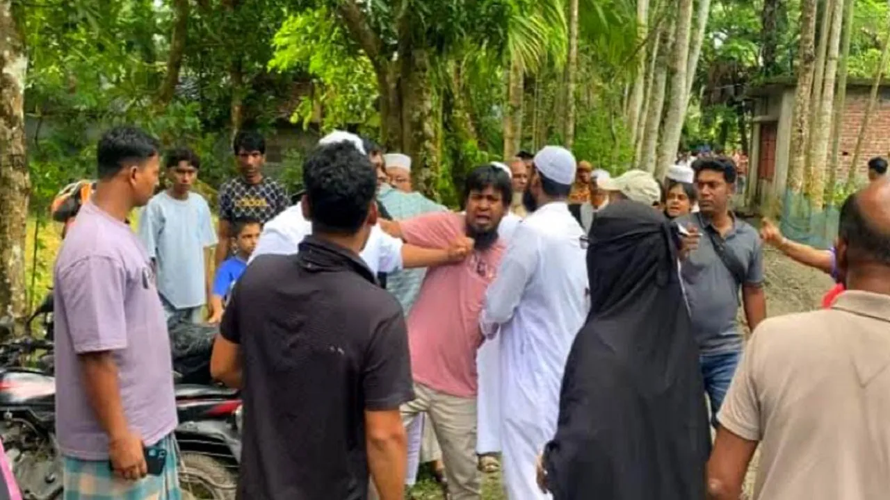 নোয়াখালীতে সম্পত্তি নিয়ে বিরোধ, ২০ ঘণ্টা পর মায়ের লাশ দাফন