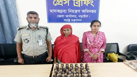 নড়াইলে মাদকসহ স্ত্রী আটক, স্বামী পলাতক