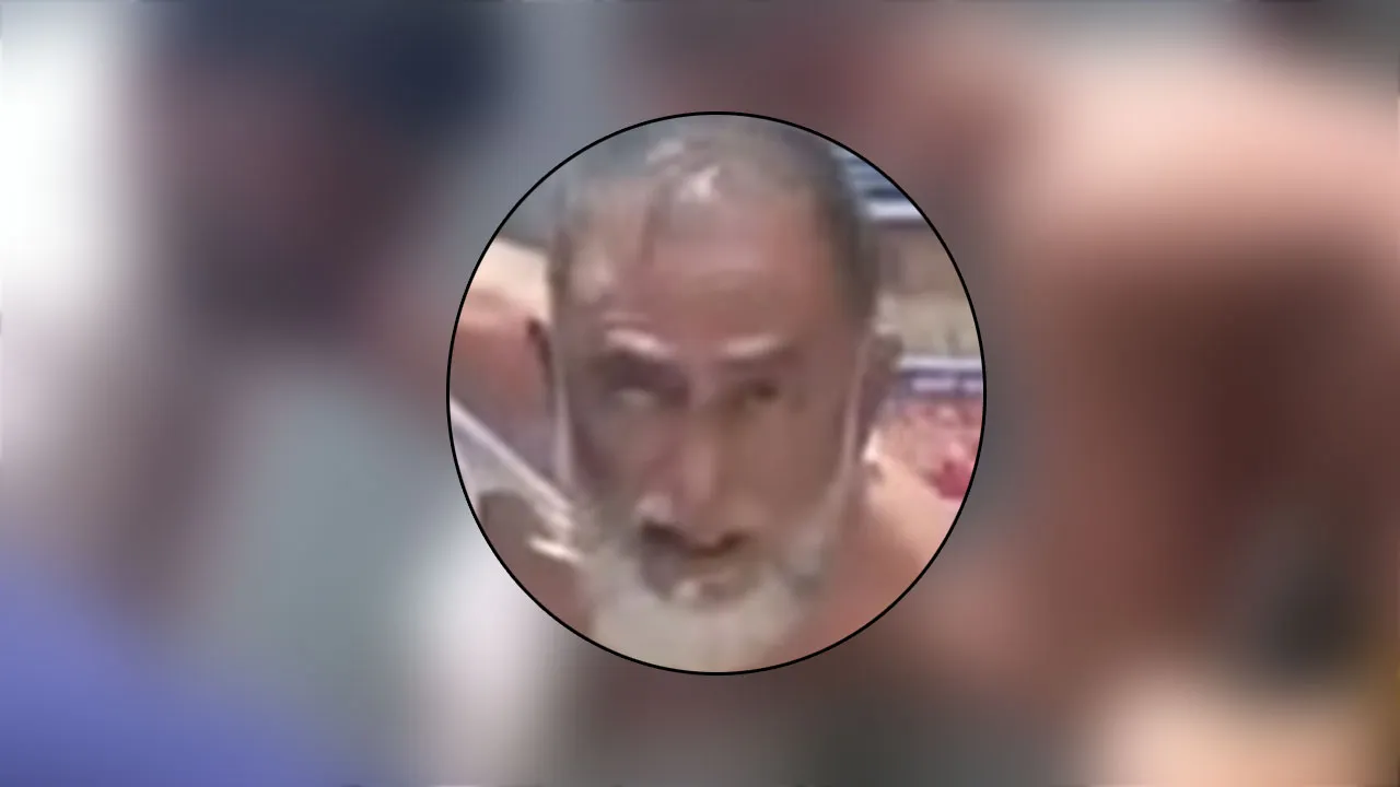 নারায়ণগঞ্জে বহিষ্কৃত বিএনপি নেতাকে দিগম্বর করে পিটুনি