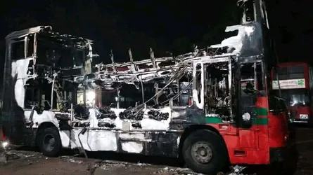 নোবিপ্রবির ৩ বাসে আগুন