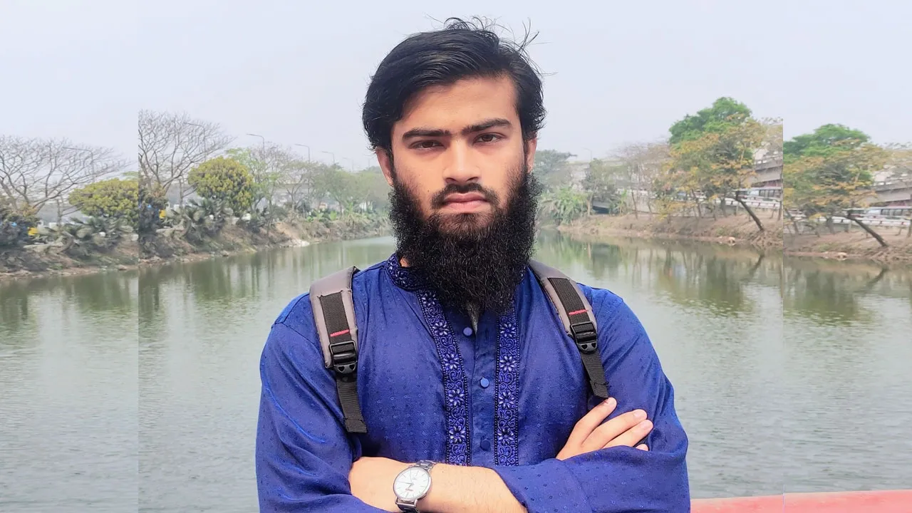 জুলাইয়ের বারুদের গন্ধ আজো বয়ে বেড়ান নিয়াজ