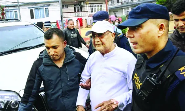 নেপালের সাবেক প্রধানমন্ত্রী  ওলি ও স্বরাষ্ট্রমন্ত্রী গ্রেফতার