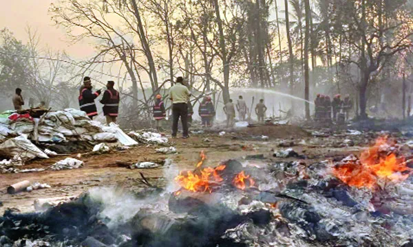 কেরালায় আতশবাজি কারখানায় বিস্ফোরণ নিহত ১৩