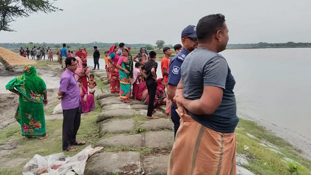 পাইকগাছায় কপোতাক্ষ নদীতে নিখোঁজের ১৯ ঘণ্টা পর শ্রমিকের লাশ উদ্ধার