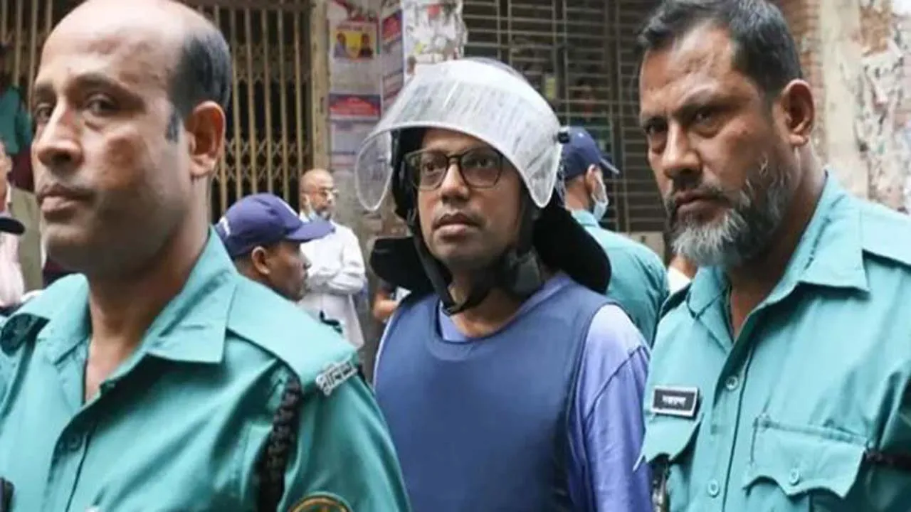 হত্যাচেষ্টা মামলায় গ্রেফতার পলক