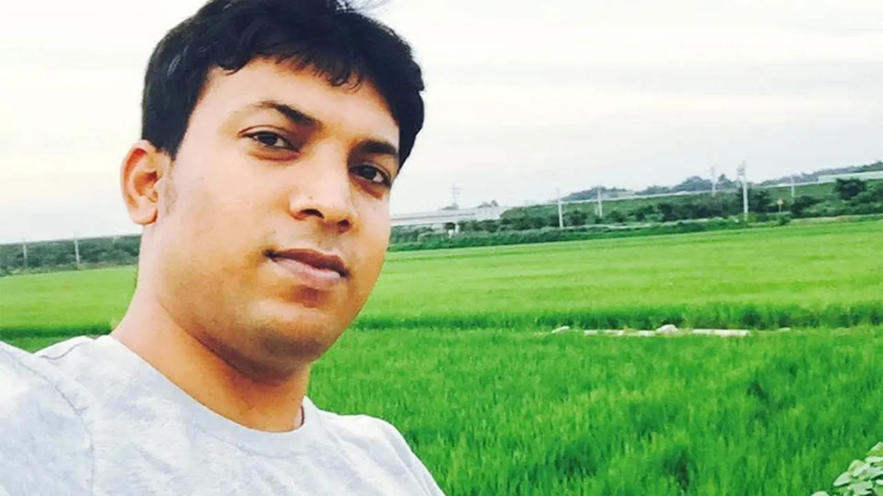 পলাশে মুদি ব্যবসায়ীকে ছুরিকাঘাতে হত্যা