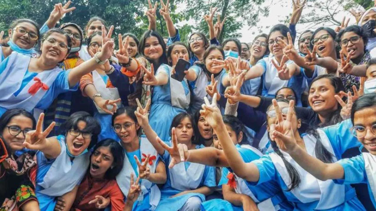 এসএসসি ও সমমানের ফল প্রকাশ, পাসের হার ৬৮.৪৫
