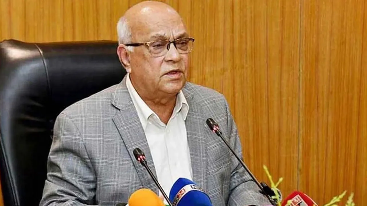 বিমানবন্দরে অগ্নিকাণ্ড তদন্তে ১২ সদস্যের কমিটি, নেতৃত্বে স্বরাষ্ট্র সচিব