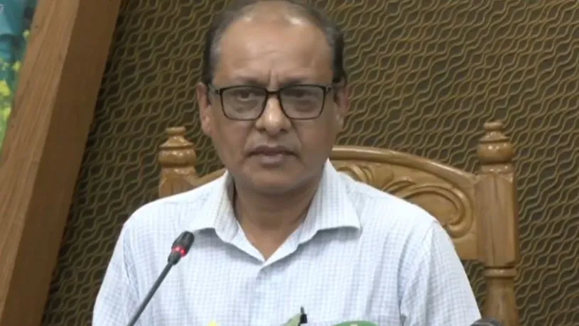 ৩২ হাজার প্রাথমিক বিদ্যালয়ে প্রধান শিক্ষক নেই : উপদেষ্টা