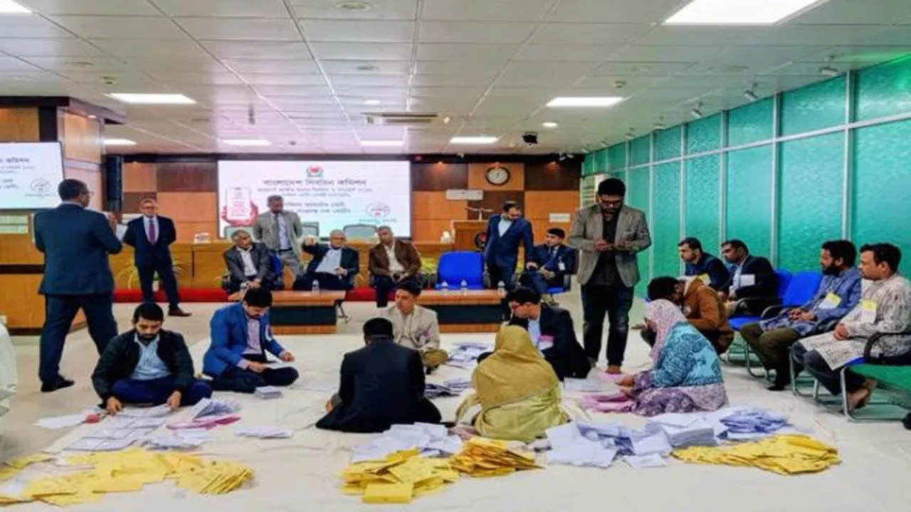 পোস্টাল ব্যালটের ভোট গণনা সংক্রান্ত মক ভোটিং অনুষ্ঠিত