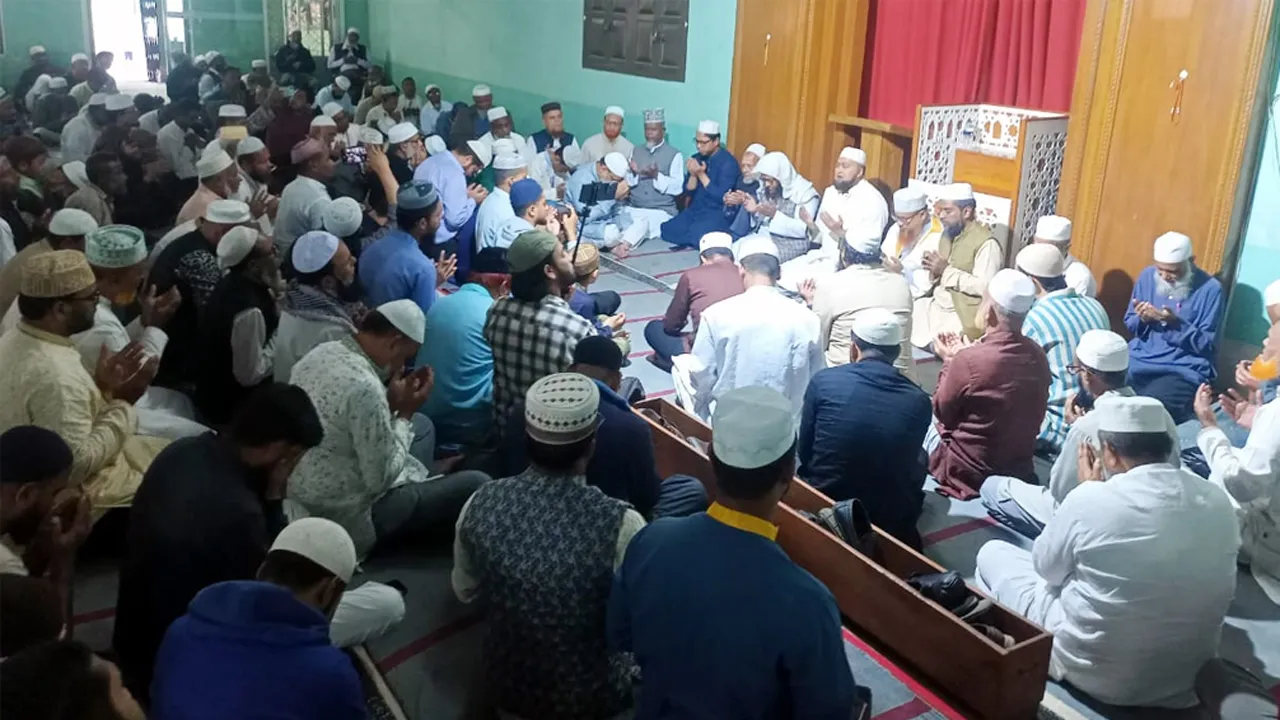 শহীদ হাদির মাগফিরাত কামনায় সিলেটে জামায়াতের দোয়া মাহফিল