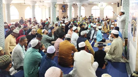 শহীদ হাদির মাগফিরাত কামনায় চট্টগ্রামে শ্রমিক কল্যাণের দোয়া মাহফিল