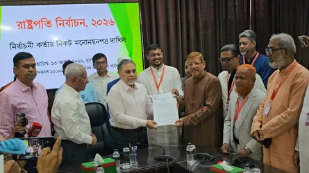 রাষ্ট্রপতি নির্বাচনে কর্নেল অলির মনোনয়নপত্র জমা
