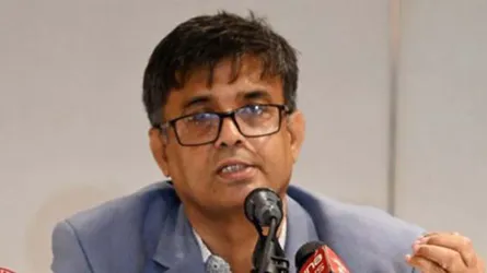 নির্বাচনী প্রক্রিয়া ব্যাহত করার ষড়যন্ত্রের বিরুদ্ধে সরকার সতর্ক রয়েছে : শফিকুল আলম